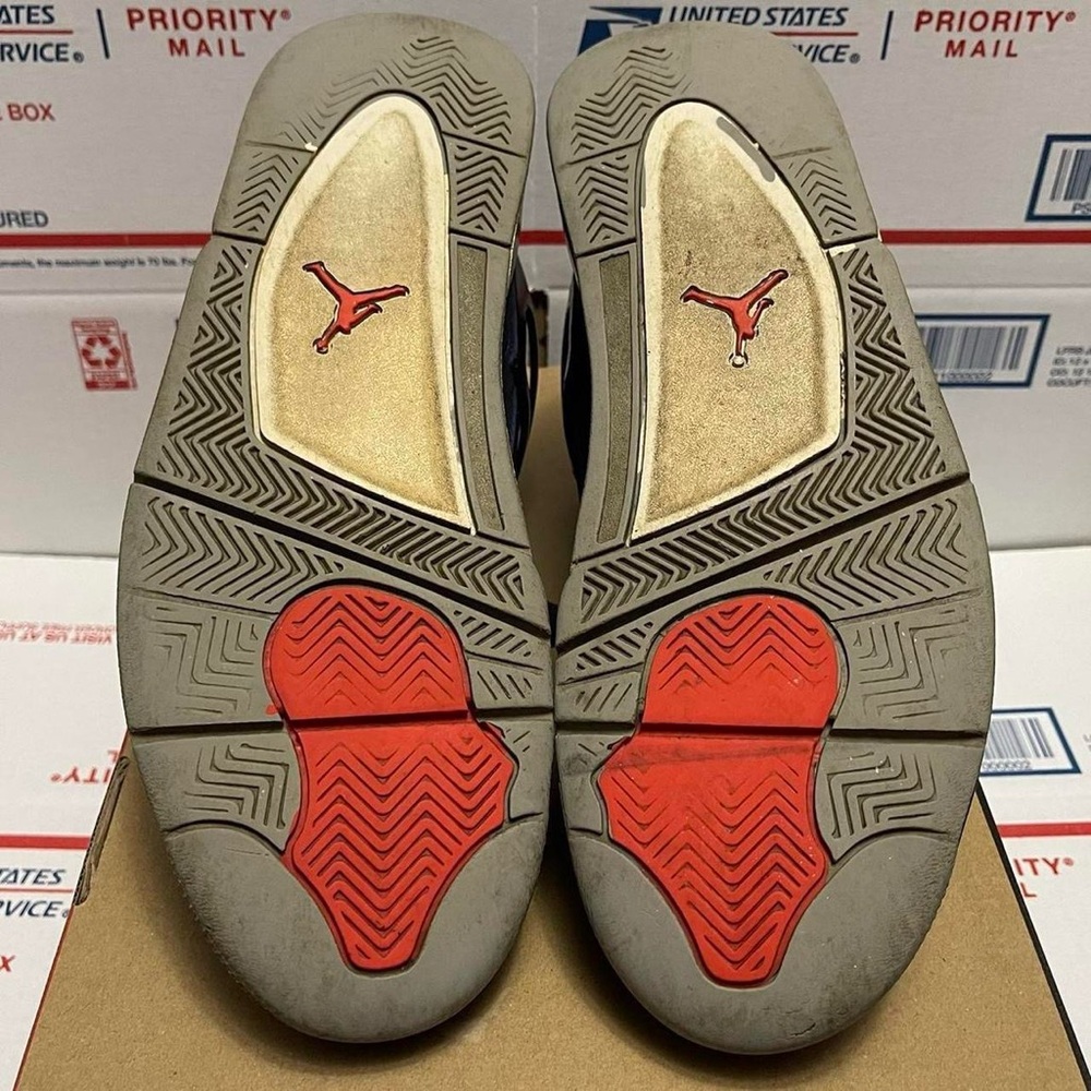 Nike Air Jordan 4 Retro Winter "Loyal Blue" 2019
Sneakers shoes streetwear hype - Picture 5 of 8
